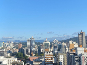 Notícia - Primavera chega com frio em Criciúma e região