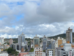 Notícia - Semana começa com pancadas de chuva no Sul de SC