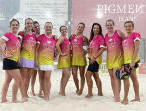 Notícia - 1° Torneio Interno de Beach Tennis reúne mais de 30 mulheres em Criciúma