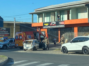 Notícia - Colisão entre dois veículos é registrada próxima ao Terminal da Própera 