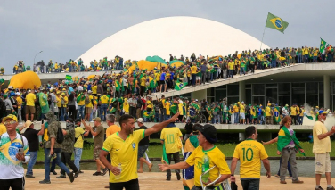 Notícia - CBF repudia uso da camisa da Seleção Brasileira nos atos em Brasília