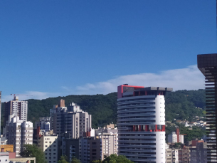 Notícia - Quinta-feira começa com sol e temperatura elevada em Criciúma e região