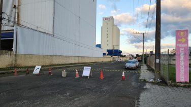 Notícia - Criciúma: Rua Presidente Prudente é interditada no bairro São Luiz