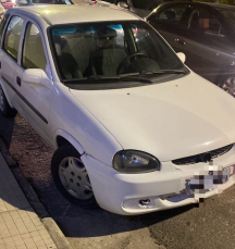 Notícia - Carro com registro de furto é encontrado abandonado em Criciúma