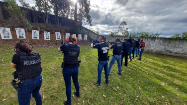 Notícia - Policiais Civis do sul do estado recebem curso de atualização em armas longas