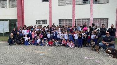 Notícia - Polícia Civil promove iniciativa com cães farejadores do K9 em escola de Criciúma