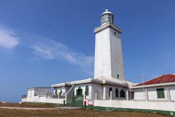 Notícia - Laguna: Farol de Santa Marta completa 132 anos neste domingo 