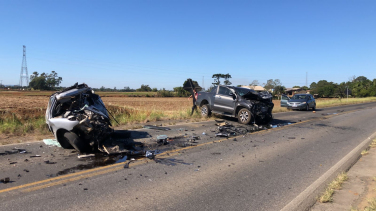 Notícia - Após colisão frontal, homem morre preso às ferragens de veículo na SC-447