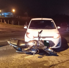 Notícia - Colisão entre carro e moto deixa um homem ferido em Urussanga