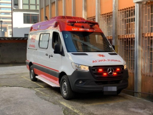 Notícia - Após acidente na BR-101, ambulância de Camboriú é recolhida por licenciamento vencido