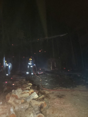 Notícia - Galpão com fornalhas pega fogo em Siderópolis