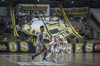 Notícia - Criciúma vence Florianópolis e está na semifinal da Copa SC de Futsal