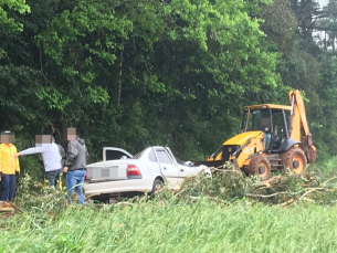 Notícia - Temporal causa morte de um homem e deixa prejuízos em SC