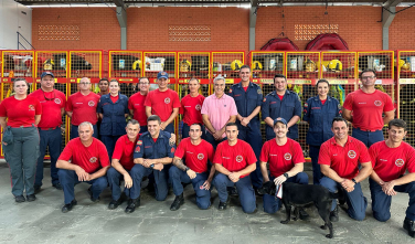 Notícia - Setembro amarelo é pauta durante visita do tenente-coronel do Corpo de Bombeiros de São Paulo