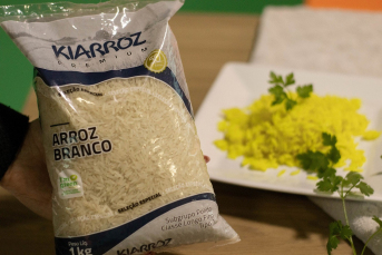 Notícia - Além da cor e sabor: descubra os benefícios do arroz com açafrão