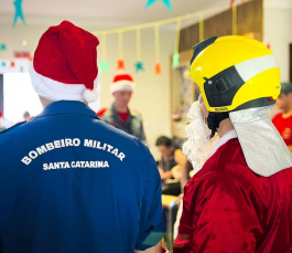 Notícia - Bombeiros de Urussanga realizam Carreata do Bombeiro Noel