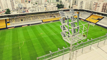 Notícia - Criciúma acerta detalhes finais da iluminação para o jogo contra o Hercílio Luz