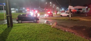 Notícia - Homem morre atropelado por carro em Criciúma