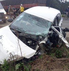 Notícia - Acidente deixa vítima presa nas ferragens do carro em Criciúma