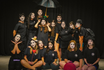 Notícia - Escola de Teatro de Cocal do Sul disponibiliza 40 bolsas de estudo