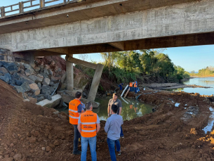 Notícia - Praia Grande: Trânsito na ponte deve ser restabelecido até o final de novembro