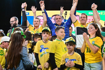 Notícia - Com Bolsonaro e Jorginho, Ricardo Guidi reúne apoiadores em Criciúma; fotos e vídeos