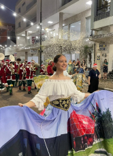 Notícia - Com neve, desfile marca chegada do Natal em Criciúma