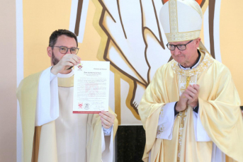 Notícia - Missa de Ação de Graças marca primeiro ano da Paróquia Nossa Senhora Auxiliadora