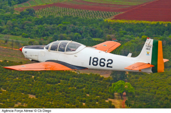 Notícia - Avião da FAB desaparece em Santa Catarina