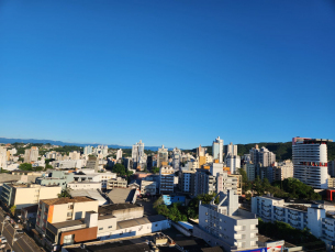 Notícia - ((Áudio)) Chegada de vento sul ameniza calor na região