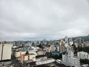 Notícia - [Áudio] Céu nublado e chuva fraca devem marcar a quarta-feira