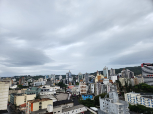 Notícia - ((Áudio)) Chuva persiste até esta sexta-feira na região