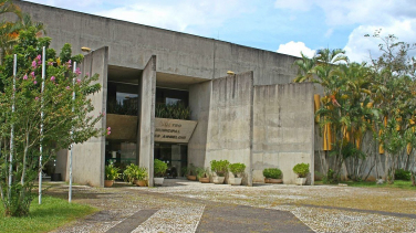 Notícia - Concessão do Elias Angeloni e da Casa da Cultura: Conselho reclama