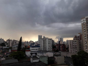 Notícia - Defesa Civil alerta para previsão de vento e chuva forte