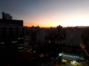 Notícia - Tempo bom e calor de junho de novo na sexta