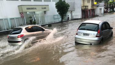 Notícia - Defesa Civil faz balanço do temporal em Criciúma