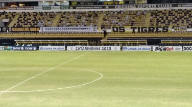 Notícia - CBF negocia volta dos jogos com torcida (VÍDEO)