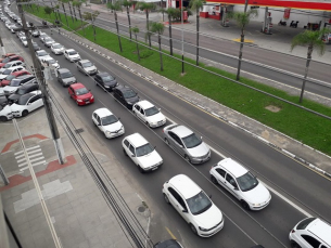 Notícia - Outro fio rompido paralisa semáforos no Centro