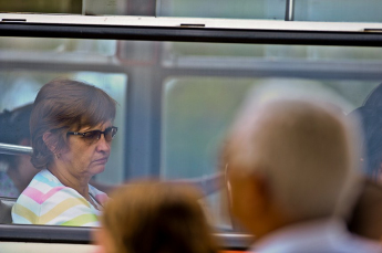 Notícia - Internautas apoiam reserva de mais assentos para idosos em ônibus