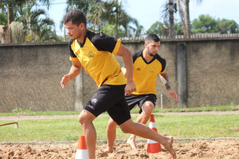 Notícia - Elenco do Tigre treina na areia neste domingo