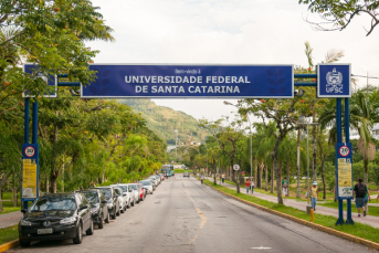 Notícia - Vestibular da UFSC é cancelado. Concurso será pelo Enem