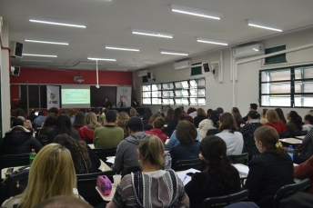 Notícia - Um evento internacional para debater e valorizar a educação