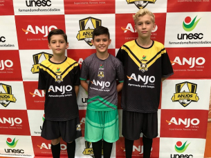 Notícia - Uniformes do Anjos do Futsal começam a ser entregues