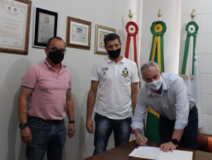 Notícia - Urussanga renova parceria com Anjos do Futsal