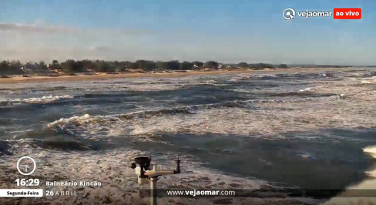 Notícia - Mar agitado em Balneário Rincão