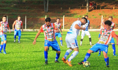 Notícia - Bola rolando no domingo pela manhã em Maracajá