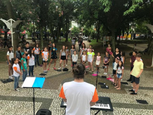 Notícia - Coral de Içara estará no Festival de Corais do Nações Shopping