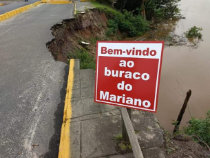 Notícia - Seis meses depois, buraco segue sem solução em Araranguá