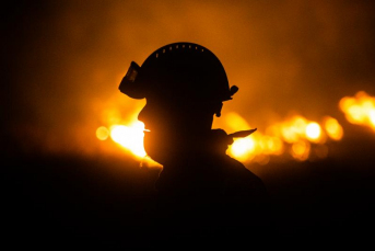 Notícia - Bombeiro de Criciúma atua no incêndio na Serra do Tabuleiro