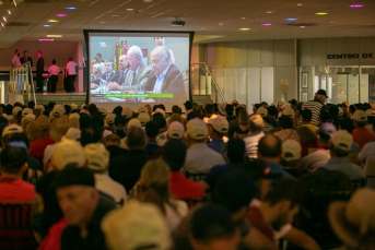 Notícia - Agricultores lotam Alesc durante audiência pública